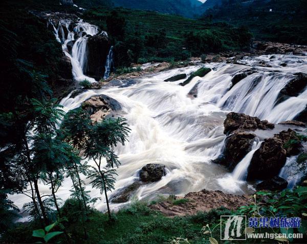 螺丝摊瀑布 螺丝摊瀑布